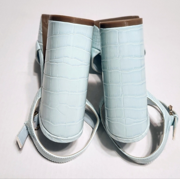 ❗️SOLD❗️Guess Gabeli NEW Faux Croc Ankle Strap Platform Block Heel Sandals Blue - Picture 8 of 11